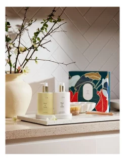 Hot Sale 😉 CIRCA Pear & Lime Hand Care Duo Set 900ml 💯 -candle shop unnamed file 16