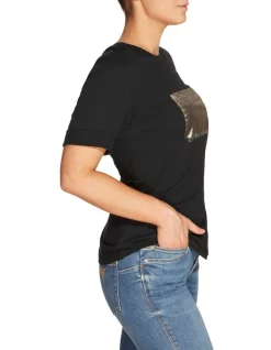 Best Pirce ⭐ Guess Jone Short Sleeve Crew Neck Tee Black 🧨 -candle shop unnamed file 968